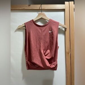 💙Nike Workout Top💙